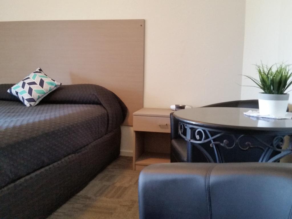 Mandurah Foreshore Motel エクステリア 写真