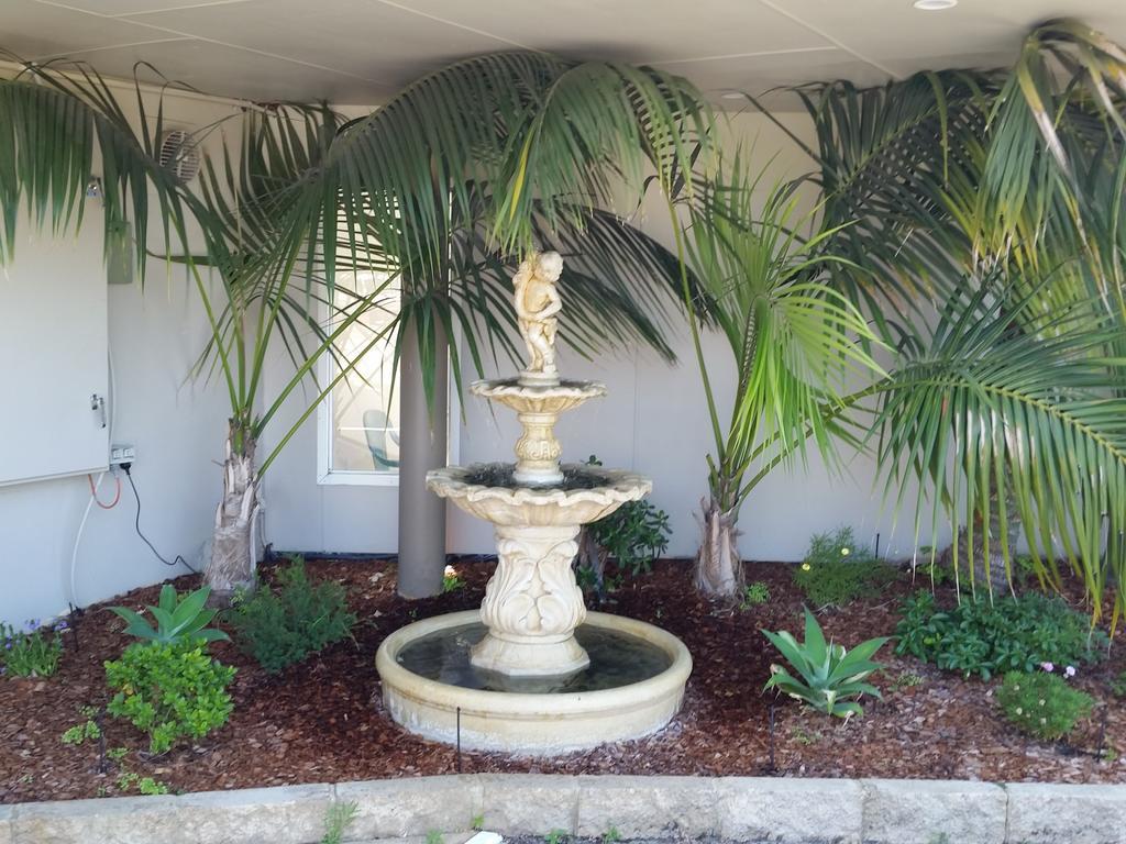 Mandurah Foreshore Motel エクステリア 写真