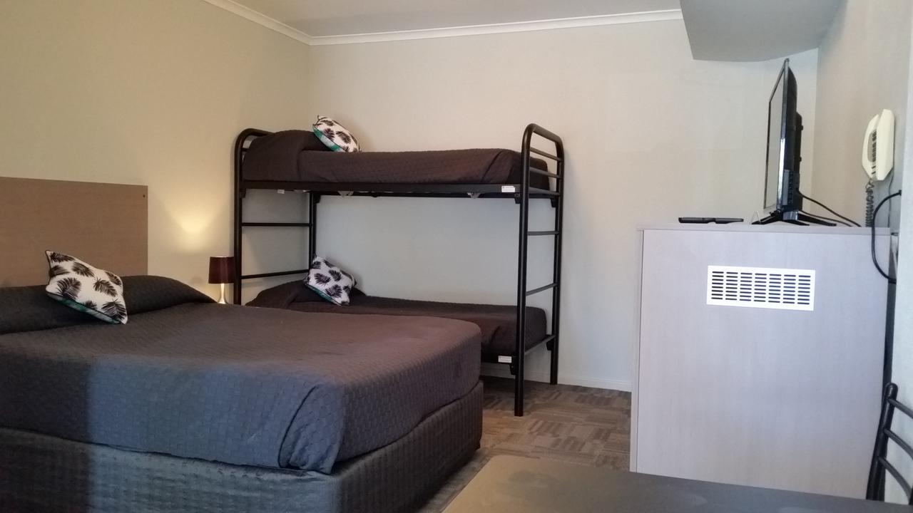Mandurah Foreshore Motel エクステリア 写真